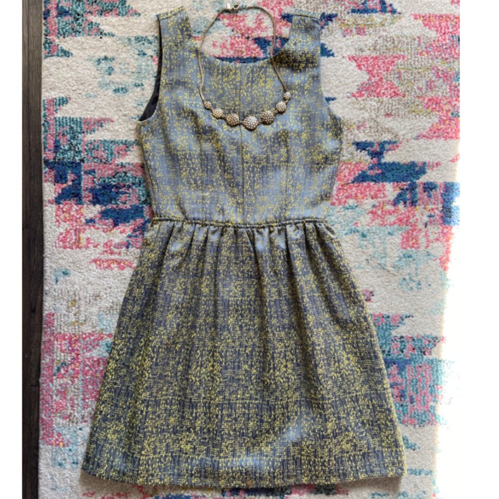Green knee length tulip dress with zipper